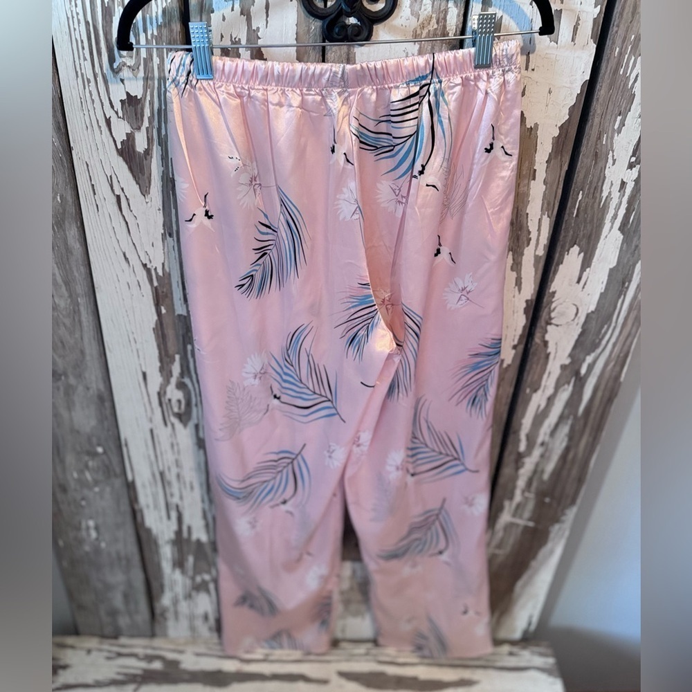 Ekouaer Crane Pajama Set Size Small Light Pink Silk Satin - Picture 9 of 10